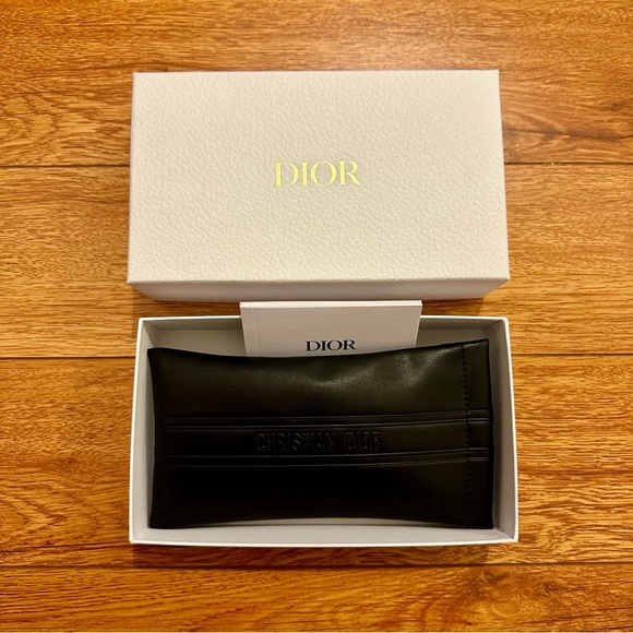 🚫 SOLD on Mercari: DIOR Wildior rectangular-frame sunglasses - Picture 8 of 15